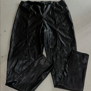 Womens Size 18 PrettyLittleThing Shiny Black Leather Look Pants.